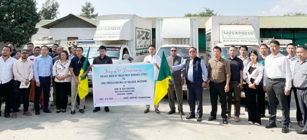 Officials and staffs flagging off the first consignments of oil palm FFBs at Agri Expo, 4th Mile Chümoukedima on November 9. (Morung Photo)